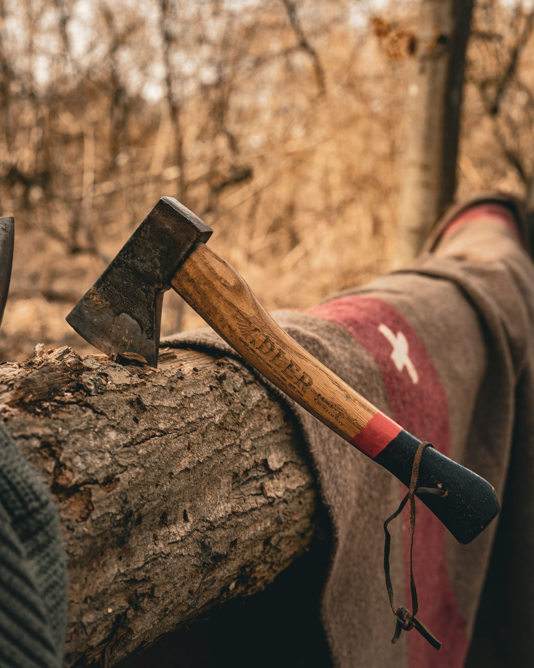 Campingbeil (inkl. Lederschutz)